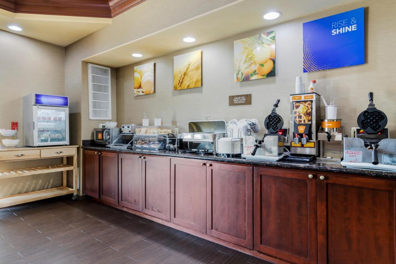 Comfort Suites Pflugerville - Austin North Екстер'єр фото